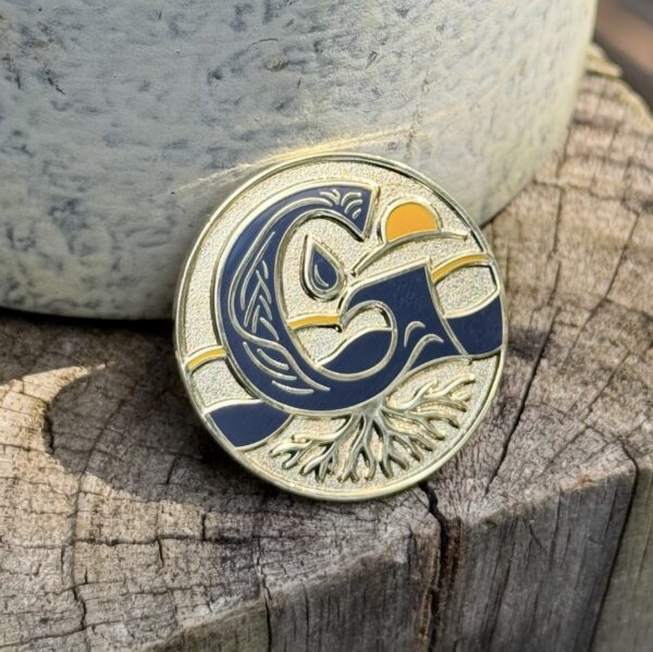 INDIGO G GOLD LAPEL PIN